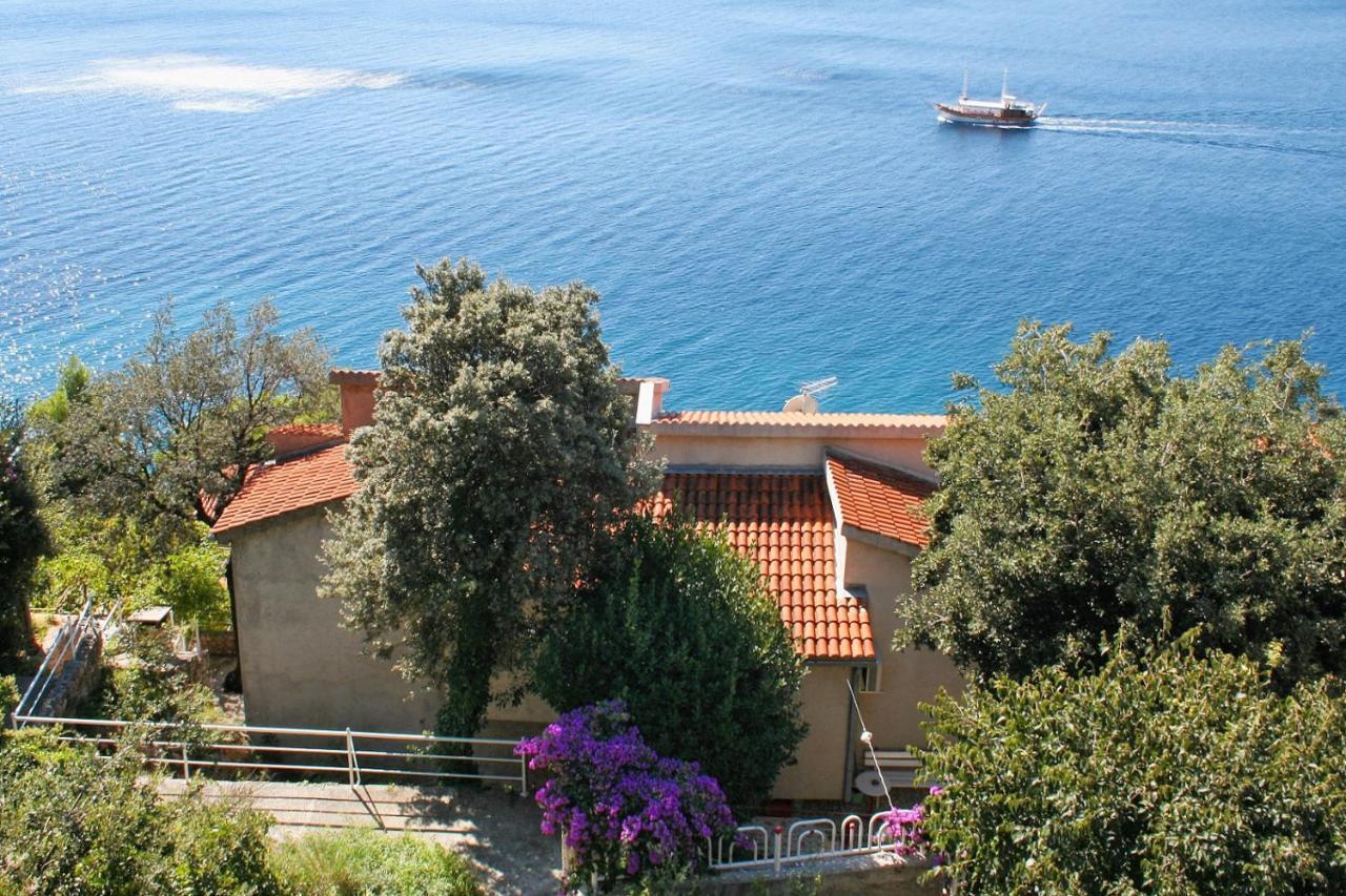 Apartments By The Sea Stanici, Omis - 1028 Tice Kültér fotó