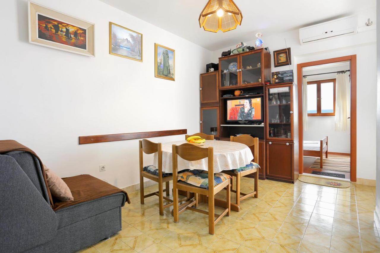 Apartments By The Sea Stanici, Omis - 1028 Tice Kültér fotó